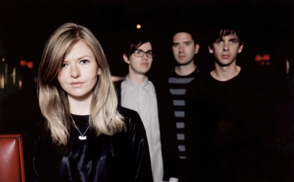 Still corners перевод. Группа still Corners. Still Corners the trip. Still Corners - creatures of an hour. Still Corners message.